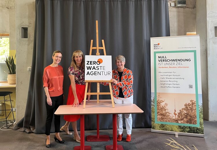 Manja Schreiner, Meike Al-Habash und Stephanie Otto